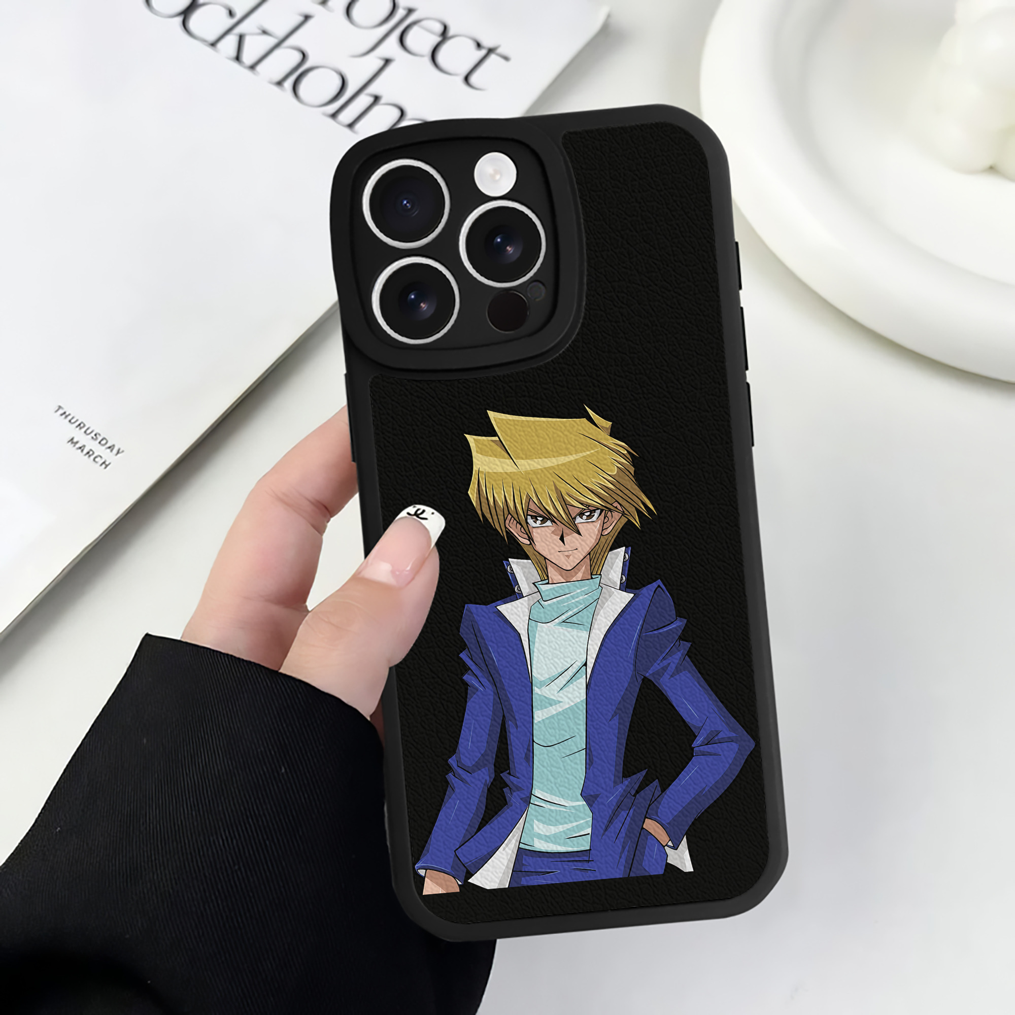 遊☆戯☆王 Yu-Gi-Oh! 【iPhone 16シリーズ対応】シリコンスマホケース（レザー調） 材質：シリコン